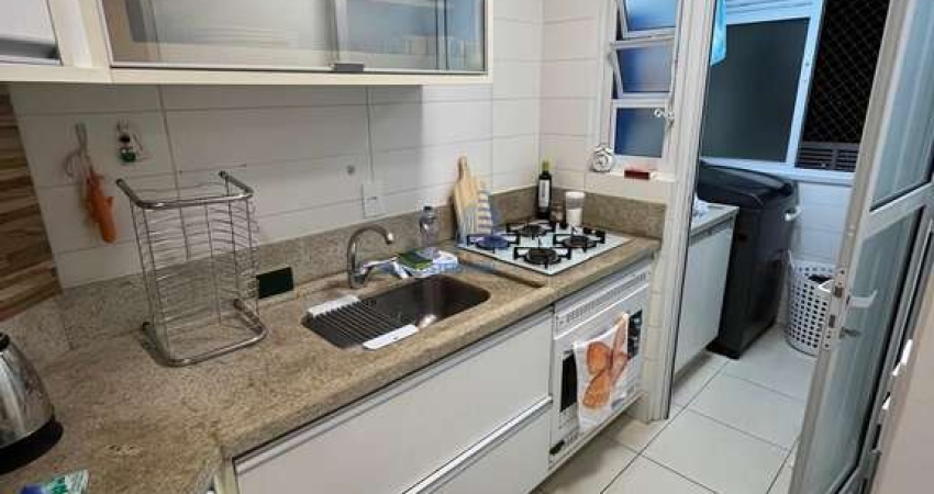 Apartamento  de alto Padrão, 2 dormitórios, andar alto, suíte, sacada fechada, 2 vagas, condomínio estilo Clube