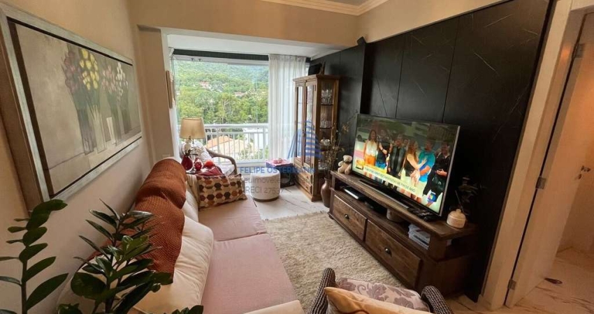 Apartamento de 3 dormitórios, todo reformado e mobiliado, bairro Itacorubi