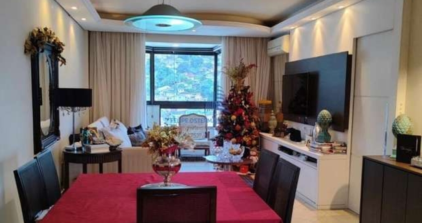 Apartamento em Centro, Florianópolis/SC, 2 dormitórios, 2 banheiros, dependência de empregada, 2 vagas de garagem