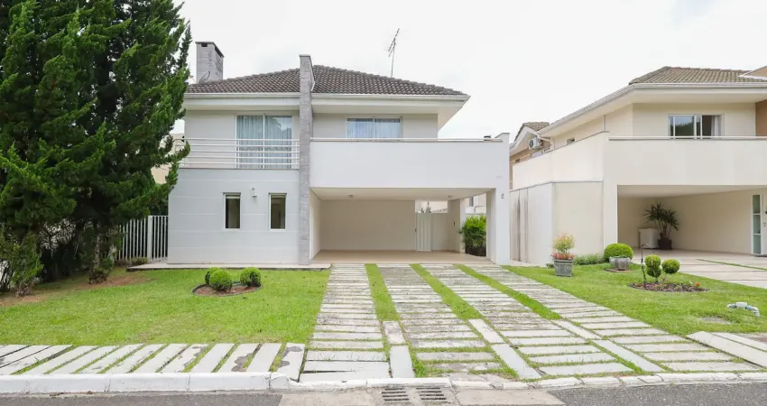 Casa em condomínio fechado com piscina e portaria 24 horas com 4 quartos bairro são braz