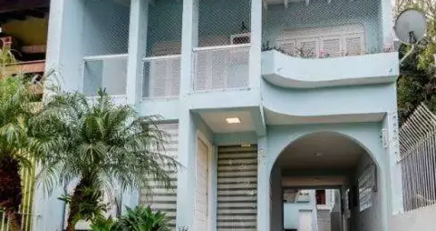 CASA 3 DORMITÓRIOS