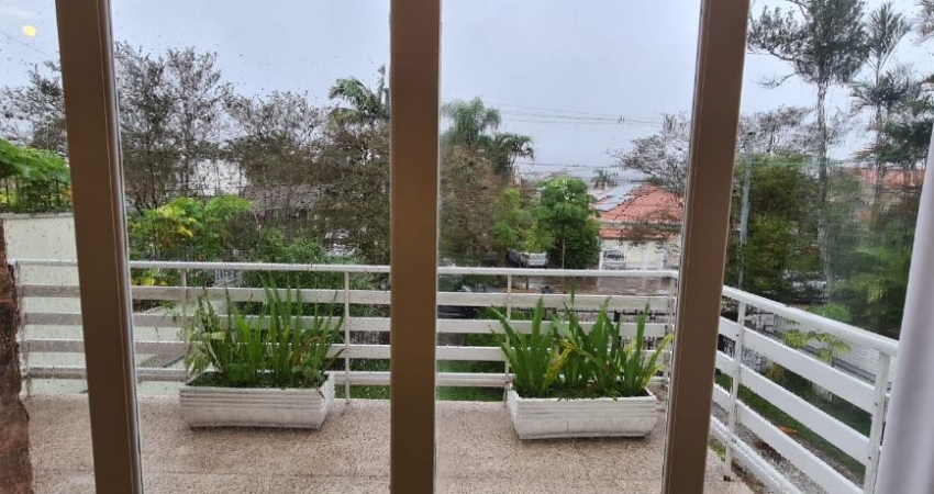 Casa com 3 quartos à venda na Rua Manauê, 76, Vila Assunção, Porto Alegre