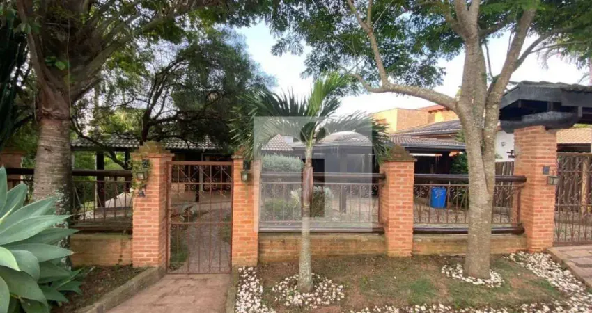 Casa com 3 dormitórios à venda, 485 m² por R$ 1.470.000,00 - Chácaras Alpina - Valinhos/SP