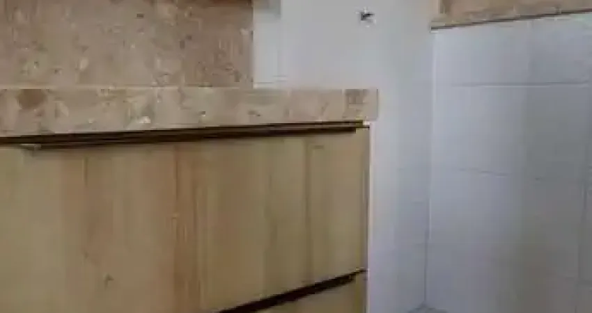 Casa em Condomínio para Venda em Fortaleza, Lagoa Redonda, 3 dormitórios, 1 suíte, 2 banheiros, 4 vagas
