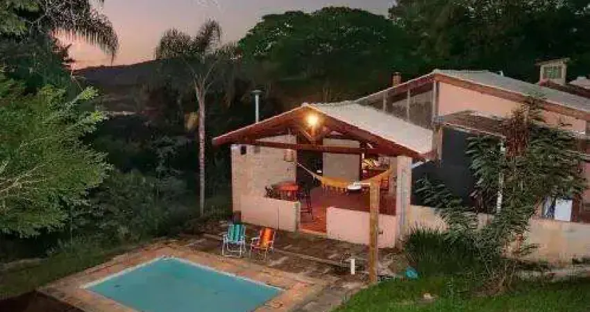 Chácara / sítio com 5 quartos à venda na Chácara São Francisco, Amparo 