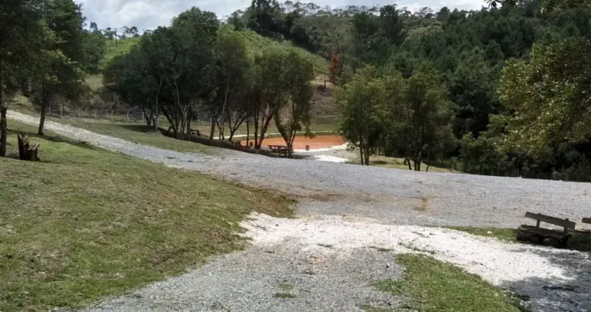 Chácara 3 km da igreja do Roseira com tanque de peixes
