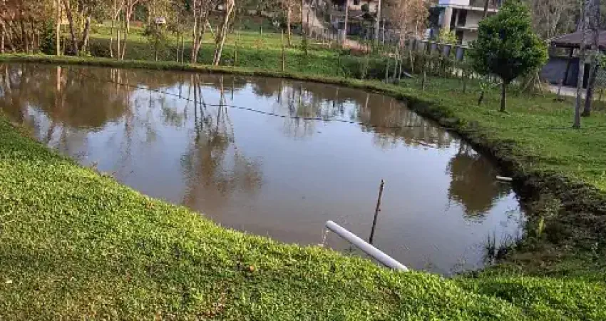 Chácara com acesso a rua vicente betinardi com tanque de peixes