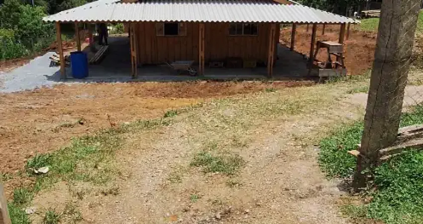 Chácara 4 km da igreja do roseira, com casa 2 quartos, varanda