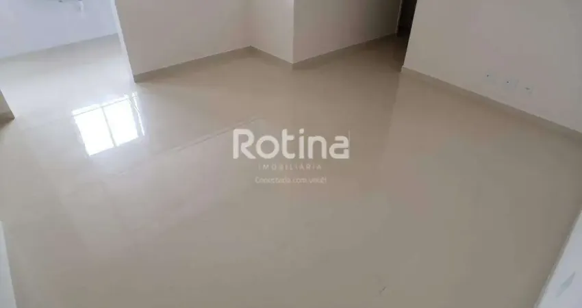 Ótimo apto, com localização privilegiada no bairro pampulha, com elevador. 2quartos, 1suíte.