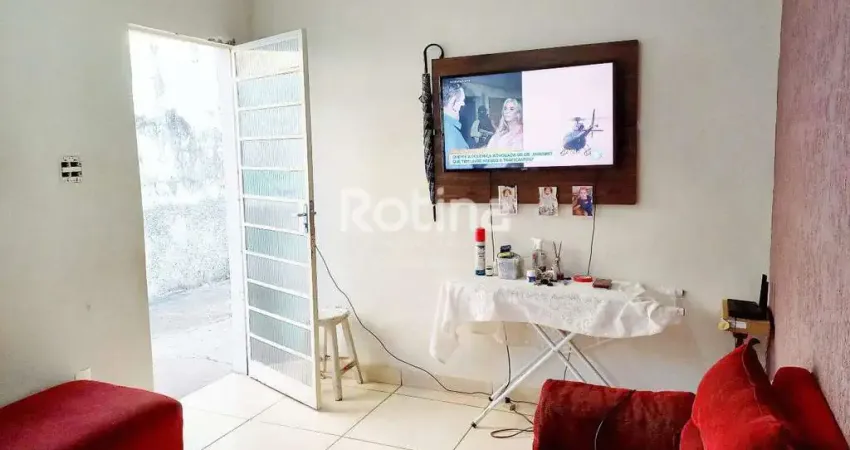 Casa à venda, 2 quartos, Osvaldo Rezende - Uberlândia/MG - Rotina Imobiliária