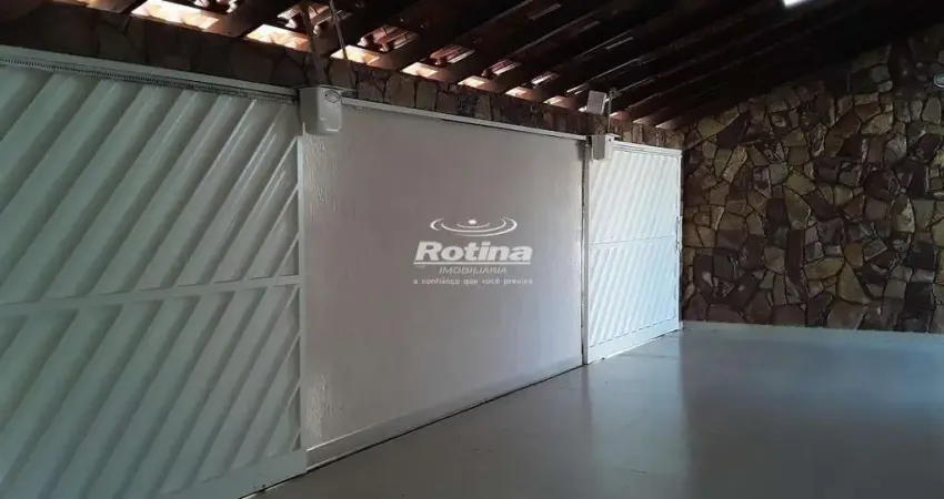 Casa à venda, 5 quartos, Santa Mônica - Uberlândia/MG - Rotina Imobiliária