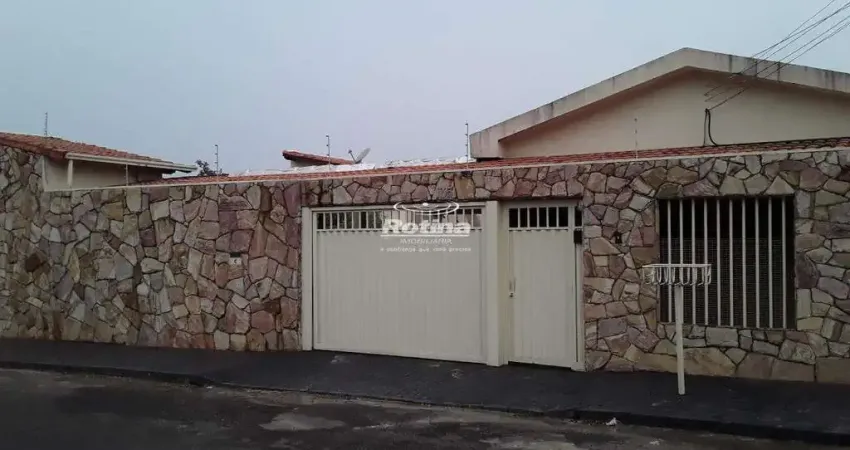 Casa à venda, 4 quartos, Jardim Patrícia - Uberlândia/MG - Rotina Imobiliária