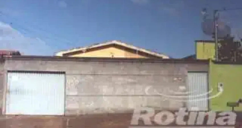 Casa à venda, 6 quartos, Dona Zulmira - Uberlândia/MG - Rotina Imobiliária