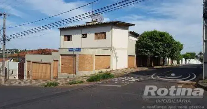 Casa à venda, 4 quartos, Tabajaras - Uberlândia/MG - Rotina Imobiliária