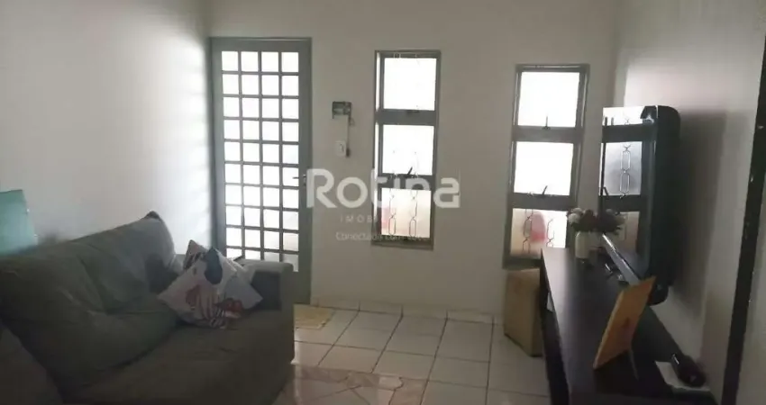 Casa à venda, 3 quartos, Chacaras Tubalina e Quartel - Uberlândia/MG - Rotina Imobiliária