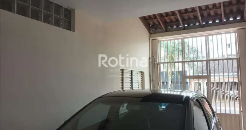 Casa à venda, 3 quartos, Saraiva - Uberlândia/MG - Rotina Imobiliária