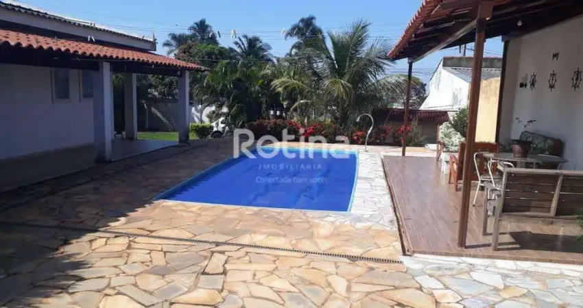 Casa à venda, 3 quartos, custódio pereira - uberlândia/mg - rotina imobiliária