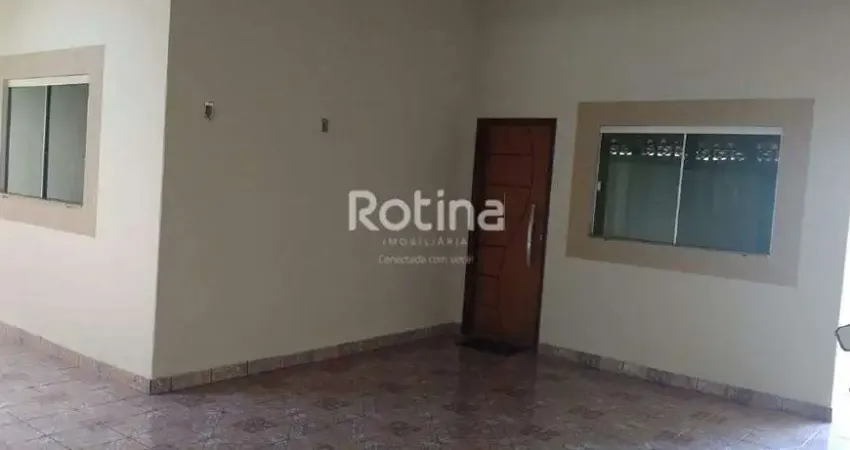 Casa com 3 quartos à venda na Rua do Torneiro, --, Jardim das Palmeiras, Uberlândia