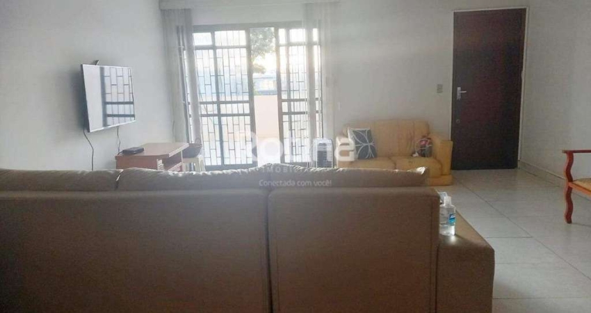Apartamento à venda, 3 quartos, Umuarama - Uberlândia/MG - Rotina Imobiliária
