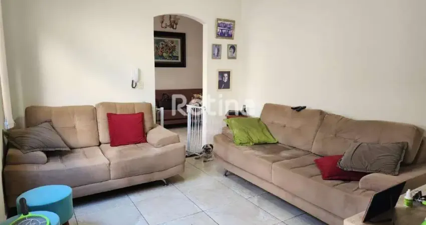Casa à venda, 3 quartos, Tibery - Uberlândia/MG - Rotina Imobiliária