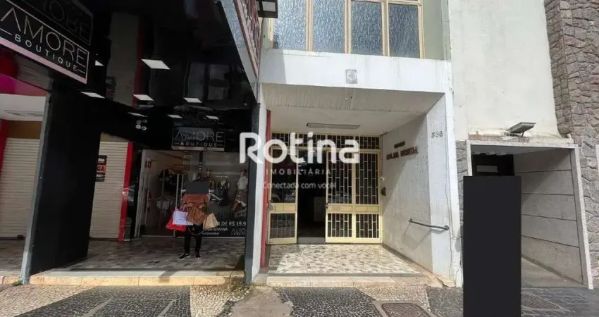 Sala comercial à venda na Avenida Floriano Peixoto, --, Centro, Uberlândia
