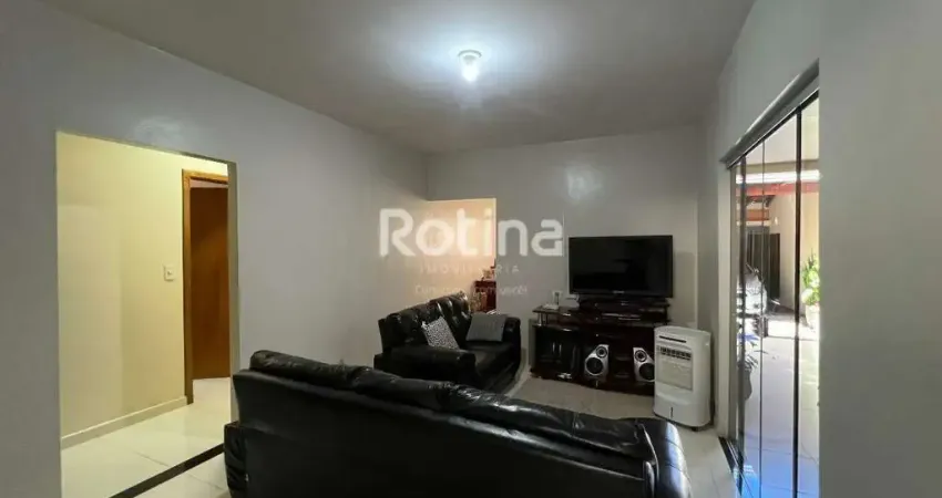 Casa à venda, 6 quartos, Tibery - Uberlândia/MG - Rotina Imobiliária