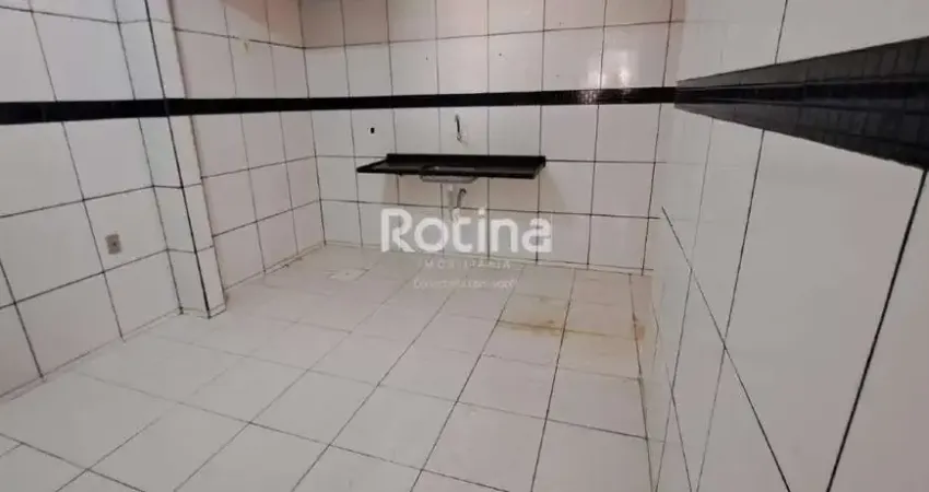 Casa à venda, 2 quartos, Santa Rosa - Uberlândia/MG - Rotina Imobiliária