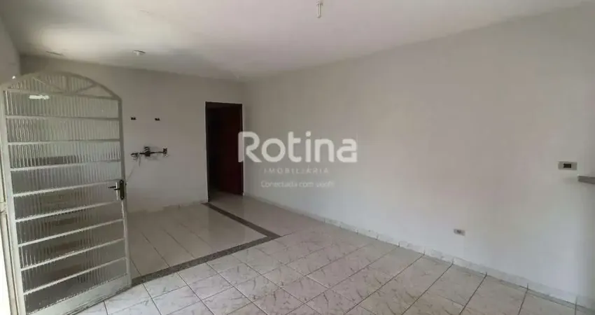 Casa à venda, 2 quartos, Santa Mônica - Uberlândia/MG - Rotina Imobiliária