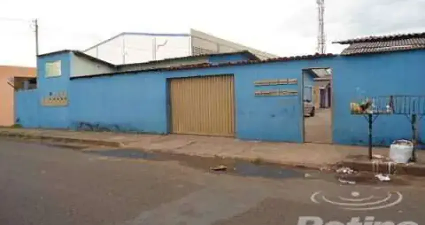 Casa à venda, 2 quartos, minas gerais - uberlândia/mg - rotina imobiliária