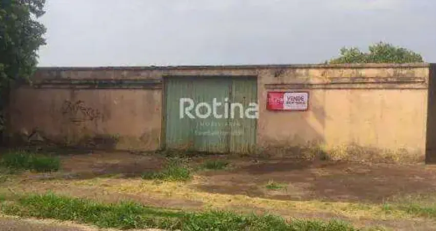 Terreno à venda na Rua das Seringueiras, --, Jaraguá, Uberlândia