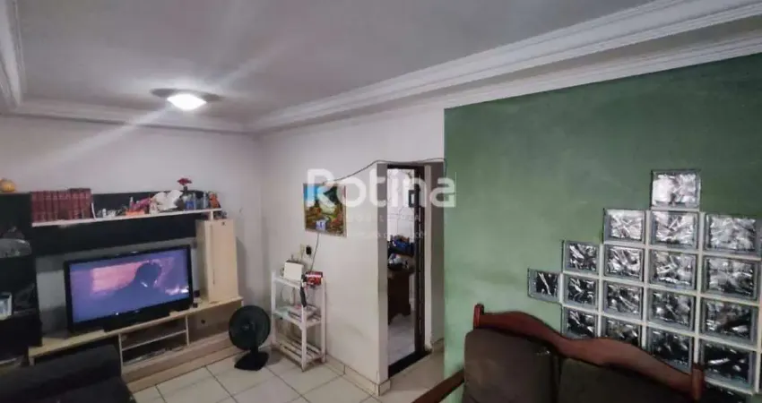 Casa à venda, 3 quartos, santa luzia - uberlândia/mg - rotina imobiliária