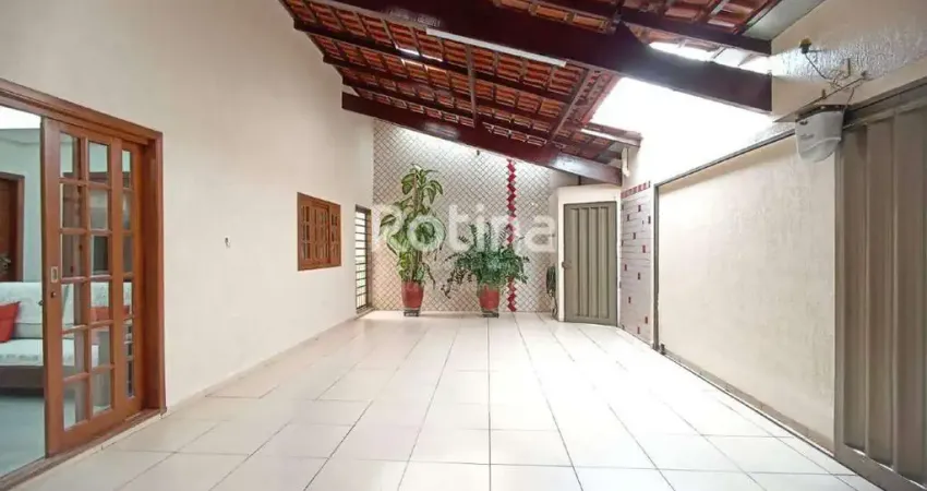 Casa à venda, 5 quartos, pampulha - uberlândia/mg - rotina imobiliária