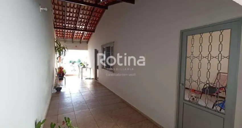 Casa à venda, 3 quartos, alto umuarama - uberlândia/mg - rotina imobiliária