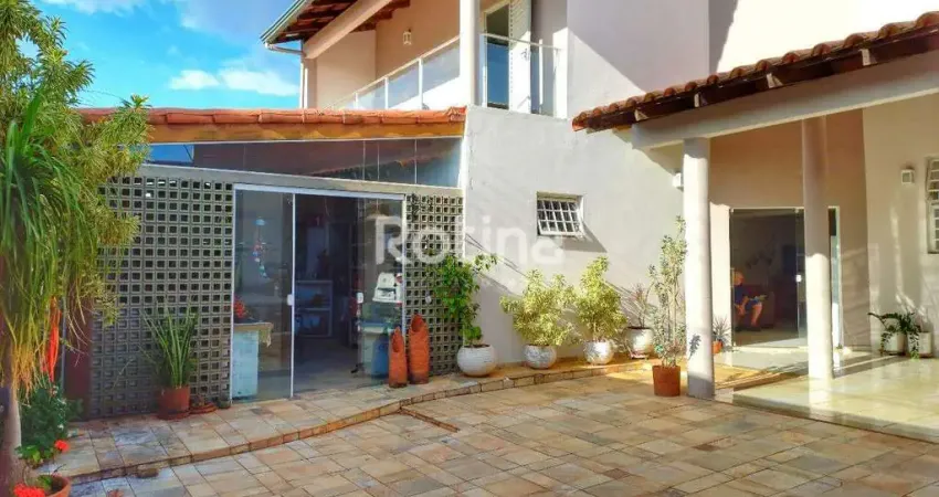 Casa à venda, 4 quartos, jardim karaíba - uberlândia/mg - rotina imobiliária