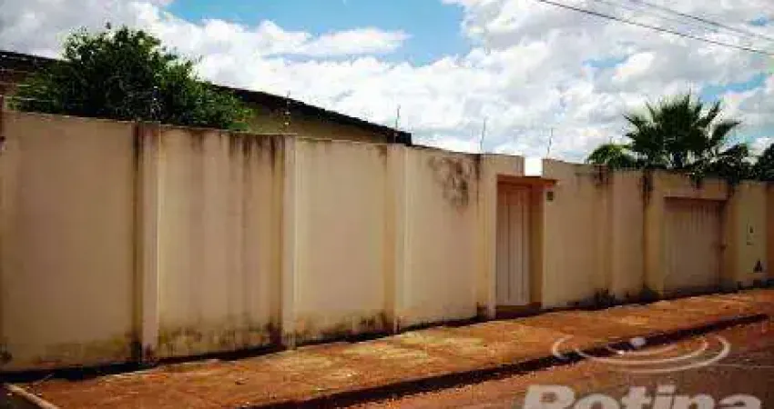 Casa à venda, 4 quartos, morada da colina - uberlândia/mg - rotina imobiliária