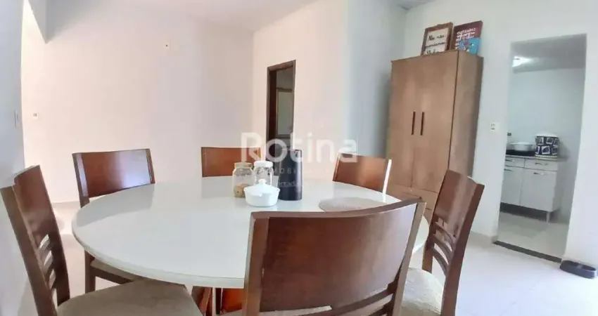 Casa à venda, 3 quartos, pacaembu - uberlândia/mg - rotina imobiliária