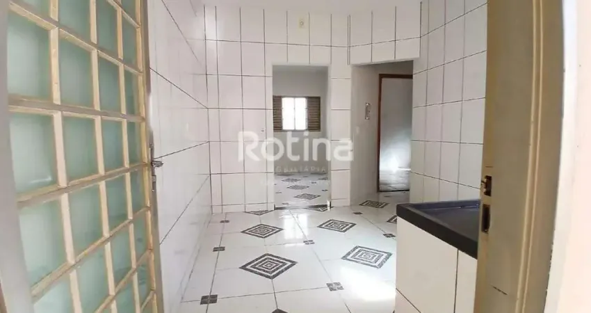 Casa à venda, 2 quartos, Marta Helena - Uberlândia/MG - Rotina Imobiliária