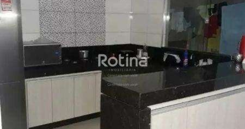 Casa à venda, 3 quartos, Jardim Ipanema - Uberlândia/MG - Rotina Imobiliária