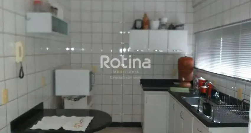 Apartamento à venda, 3 quartos, osvaldo rezende - uberlândia/mg - rotina imobiliária