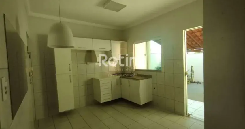 Casa Condomínio Fechado à venda, 2 quartos, Chacaras Tubalina e Quartel - Uberlândia/MG - Rotina Imobiliária