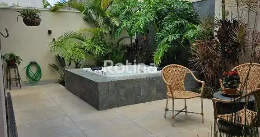 Casa Condomínio Fechado à venda, 3 quartos, Cond. Varanda Sul - Uberlândia/MG - Rotina Imobiliária