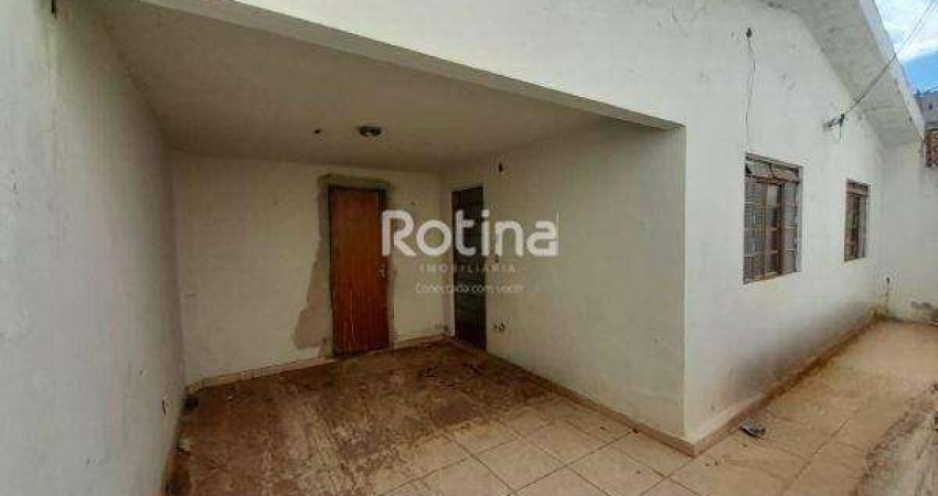 Casa à venda, 3 quartos, Santa Mônica - Uberlândia/MG - Rotina Imobiliária