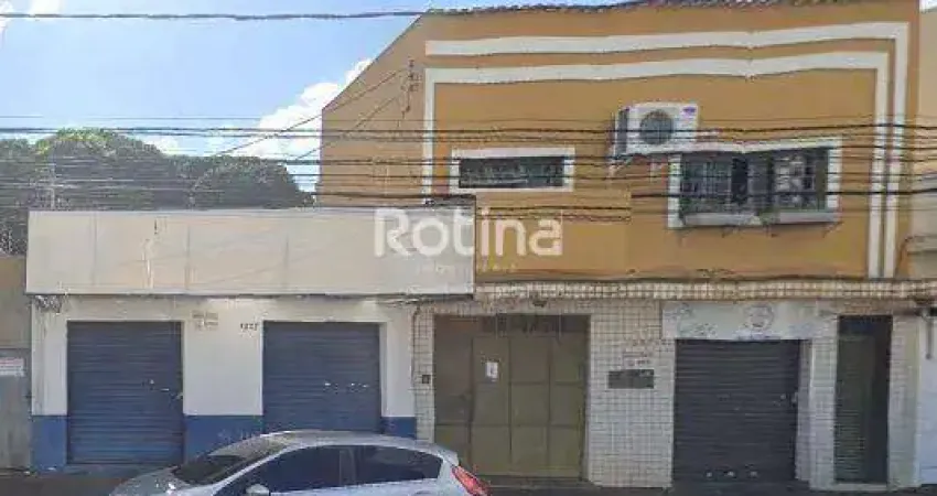 Terreno à venda na Avenida João Pinheiro, --, Nossa Senhora Aparecida, Uberlândia