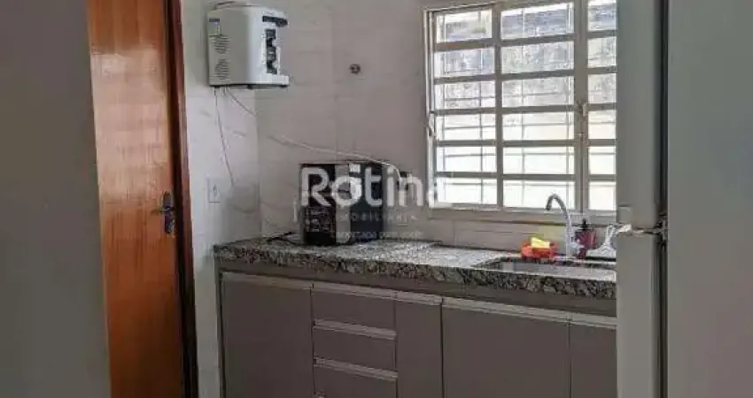 Apartamento à venda, 3 quartos, Segismundo Pereira - Uberlândia/MG - Rotina Imobiliária