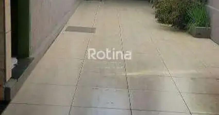 Casa à venda, 3 quartos, santa rosa - uberlândia/mg - rotina imobiliária