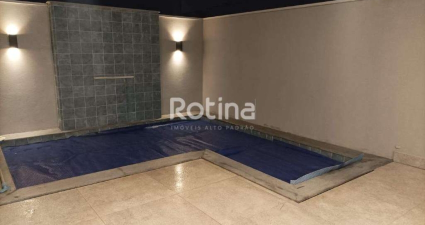 Casa em condomínio fechado com 3 quartos à venda na Avenida Vereador Carlito Cordeiro, --, Laranjeiras, Uberlândia