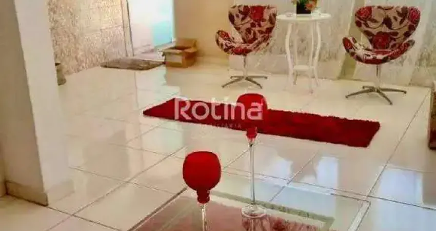 Casa à venda, 3 quartos, segismundo pereira - uberlândia/mg - rotina imobiliária