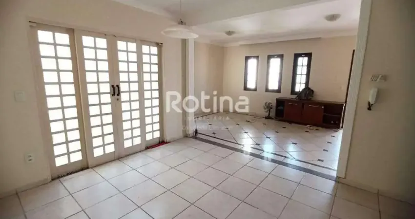 Casa à venda, 3 quartos, vigilato pereira - uberlândia/mg - rotina imobiliária