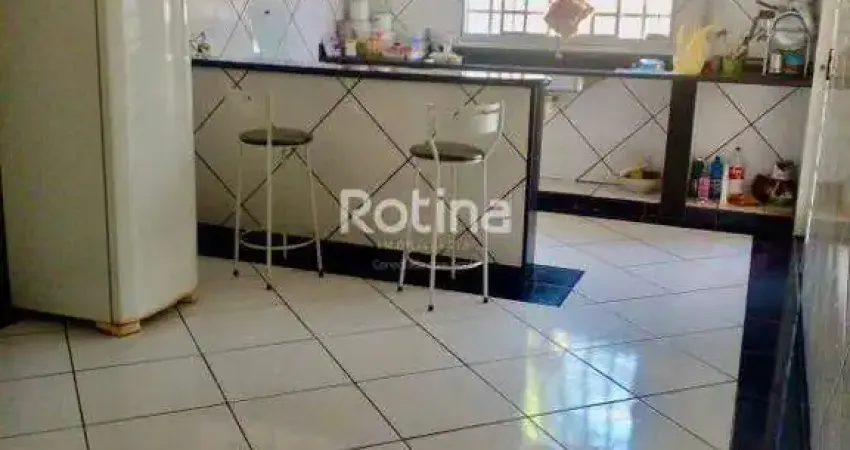 Casa à venda, 2 quartos, jardim canaã - uberlândia/mg - rotina imobiliária
