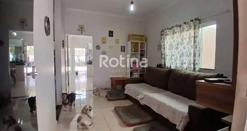 Casa à venda, 3 quartos, jardim veneza - uberlândia/mg - rotina imobiliária
